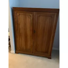 Vintage Oak Wood Wardrobe Armoire With Double Doors & Hanging Bar Coat Closet