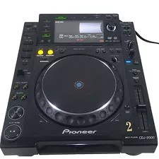 Pioneer CDJ-2000 Professional DJ Multiplayer Turntable w Road Ready Travel Case