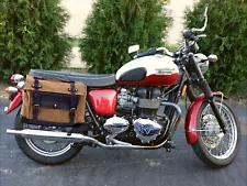 Triumph Classic Bonneville T100 2001 - 2015 Saddle Bag With Custom Mount (PAIR) (For: 2015 Triumph Bonneville)