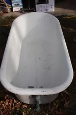 1926 Antique Cast Iron Porcelain Enamel Claw Foot Tub