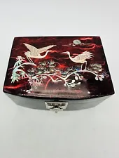 Jewelry Box Korean Inlaid Mother of Pearl Lacquered Crane Birds Turtle Clasp