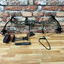 Blackout Faze Compound Bow / DL:28 SL:52 7/8 PW:60 BCL:30 7/8. Left Handed