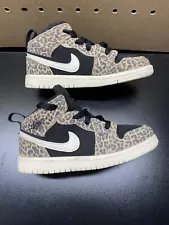 Nike Air Jordan 1 Mid Girls Leopard Print Size 9c