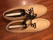 SIZE 10 D WHITE CASUAL DRESS SHOES