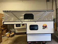 New Light Weight Popup Truck Camper