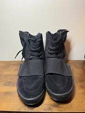 Size 9 - adidas Yeezy Boost 750 Triple Black