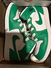 New ListingSize 13c (PS) Jordan 1 Mid Lucky Green