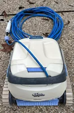 Dolphin S200 Robotic Pool Cleaner (VIDEO IN DESCRIPTION) Cleaner Only