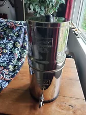 Berkey Water Filter System Travel Sized With 2 Black Filters Used