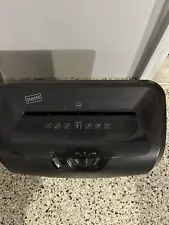 Staples Paper Shredder. Slightly Used. Measures 14 X 15 X 8