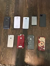 New ListingA Lot Of Phones For Parts