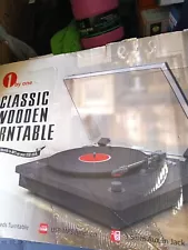 NEW CLASSIC TURNTABLE BY 1 BY ONE