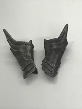 Black Gray Silver Wrist Gauntlets Arms Goblin Elf Female Mythic Legions Malephar