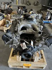 Ford Van 6.8 V10 2 Valve Engine 2001-2020 and F250 F350 2000-2004