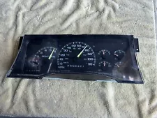 1995-1998 Chevrolet Suburban Speedometer Instrument Cluster #16176850 160,572