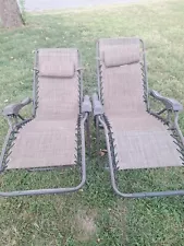 Set of 2 Oversized Zero Gravity Chair - Brown . Fabric Good Some Rust On Chair 1