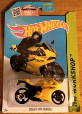 2013 Hot Wheels HW Workshop DUCATI 1199 PANIGALE yellow