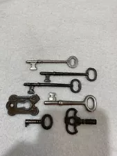 Various old KEYS for sale