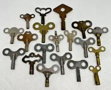 16 OLD Clock Keys + 1 Chicago Roller Skate Key Nice Lot