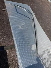 STARBOARD WINDSHIELD WING WITH NO FRONT GLASS FOR A 2015 Chaparral 257 SSX