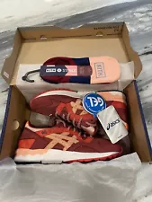 Ronnie Fieg x Asics Gel Lyte V Volcano Size 6.5 w/ Kith x Stance Socks - New