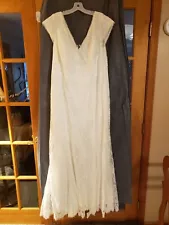 plus size wedding dress 22w