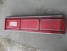 80-85 Citation RH Tail Lamp Assembly with Red Lens