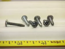 For Sale are (6) #6-32x3/4"ZINC PLATED Combo Pan HEAD Pilot Point Machine Screws