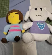 Lot of 2 Undertale Frisk Toriel 9” Plush Plushies Toy Video Game