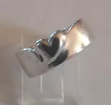 Pawn Shop closeout Sterling Silver .925 Ring sz 7.75 V