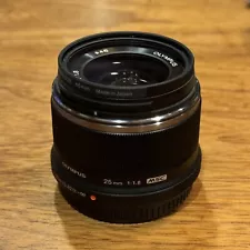 Olympus M. Zuiko Digital 25mm f/1.8 MSC Lens [Near Mint]