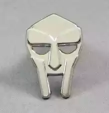 MF Doom Mask Pin badge / Lapel Badge