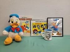 LOT 5 WALT DISNEY'S DONALD DUCK - ITEMS COLLECTION