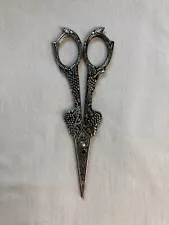 VINTAGE GRAPEVINE DESIGN SCISSORS UNMARKED