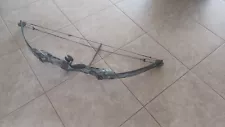 Trebark Camo Strato-Flite compound bow for sale