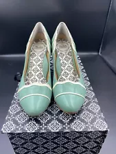 Hey Lady by The Leung Twins Formal Dress Shoes at TIFFANY’S size 5M. PRE-OWNED