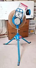 Jugs Jr Baseball/Softball pitching machine Used