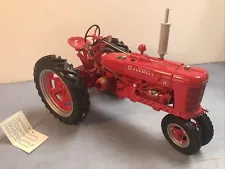 FRANKLIN MINT Die Cast McCormick FARMALL Model H Tractor Red 1/12 Scale w Tag