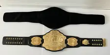 Official 2009 Figures Inc. UFC Championship Belt with Bag