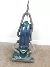 Panasonic MC-V7581 Dual Sweep Bagless Upright Vacuum Cleaner Green- Works Great!