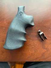 Hogue Monogrip for Smith & Wesson Model 686, S&W Marked