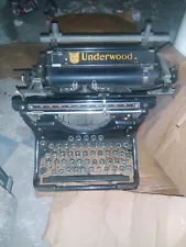 Vintage 1930s Underwood No.6 Typewriter