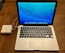 Mint Macbook Pro 2013 13 inch i5 2.4Ghz 4GBRam 125GB SSD Retina Display