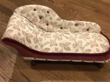 Vintage Elegant Wood/Fabric Victorian 18" Fainting Chaise Lounge Doll Sofa