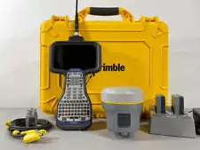 Trimble R10 Rover Kit with Ranger 5 Access 900 / 450 MHz, Preowned