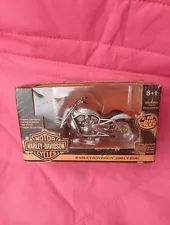 Maisto #36939 Harley Davidson 2003 Dyna Super Glide Sport Die Cast 1:18