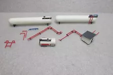 N SCALE ESSO NATURAL GAS TANKS & FILLING YARD