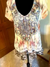 one world multi color cap sleeve vneck lace in back top size L on sale