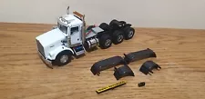 Sword 1:50 SW3100-W Kenworth T800W Day Cab 8x4 White Unit WSi Code 3 Heavy Haul