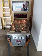 Eight Ball Deluxe Pinball Machine Limited Edition